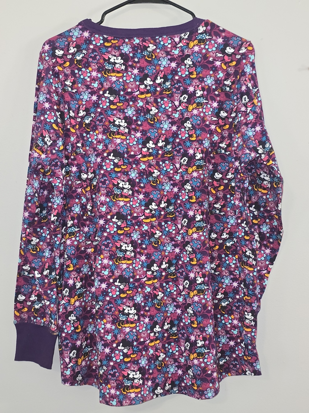 Disney Vera Bradley Purple Minnie Mouse Floral Henley Pajama Top - Picture 2 of 4